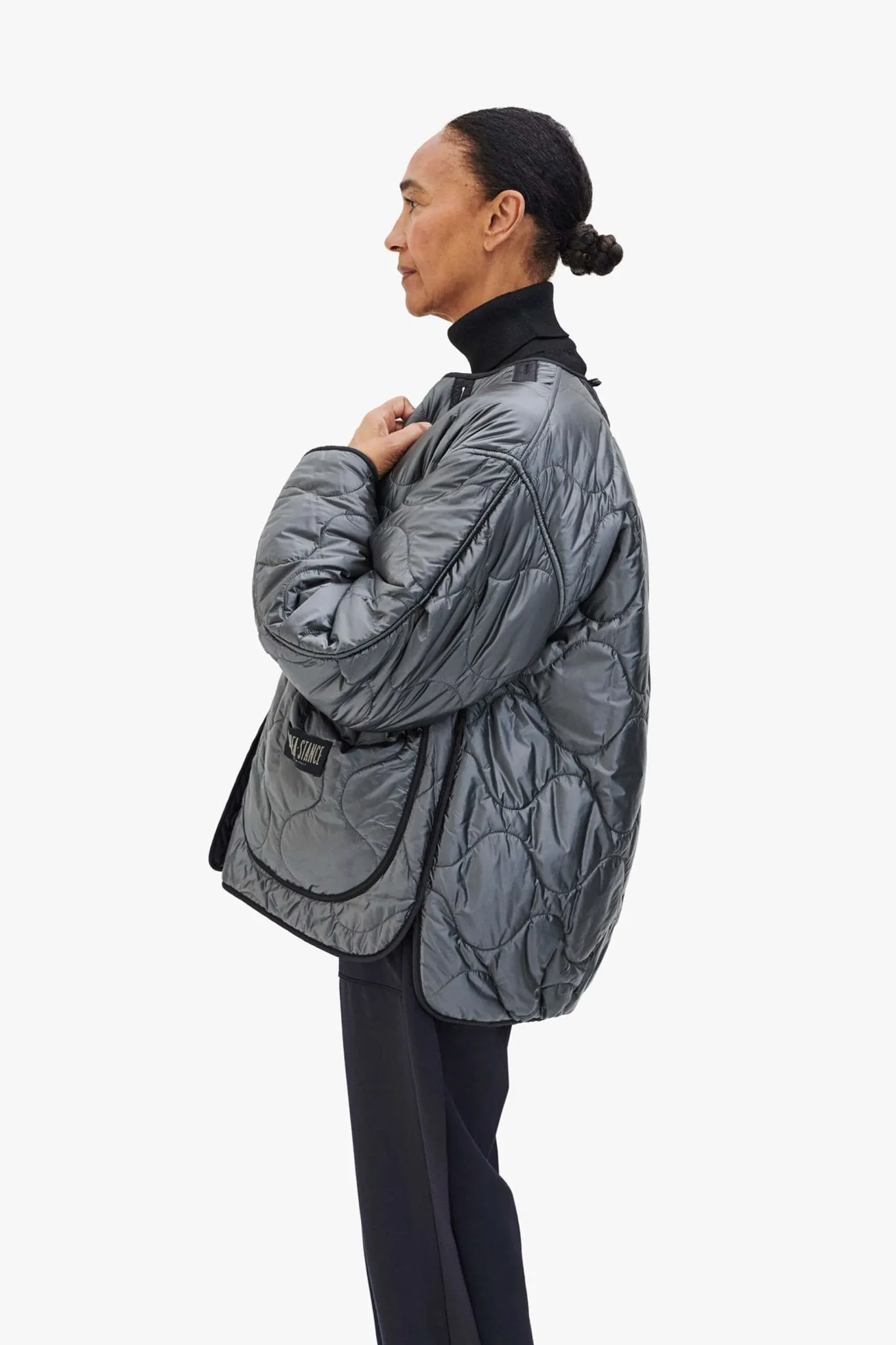 Cropped Quilt Jacket - Black / Anthracite