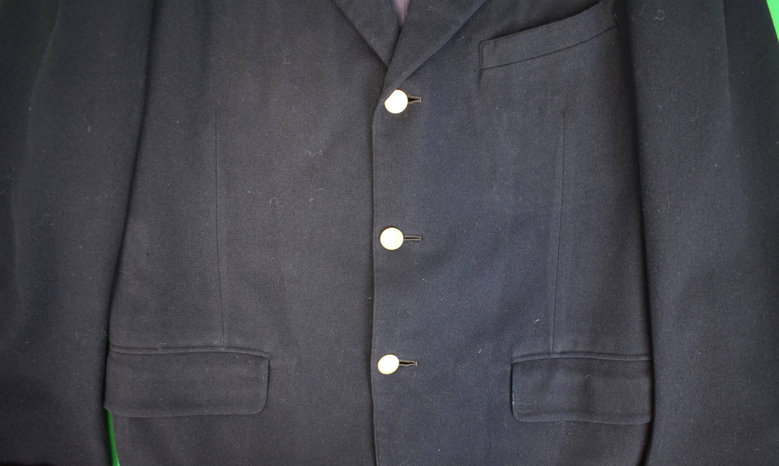 "Chipp Navy Flannel c1943 Riding/ Hunting Coat w/ Burgundy Chesterfield Collar & Contrast Cuff" Sz 38R